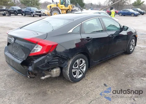 2018 Honda Civic Lx z USA, uszkodzony, nr VIN 19XFC2F56JE016261